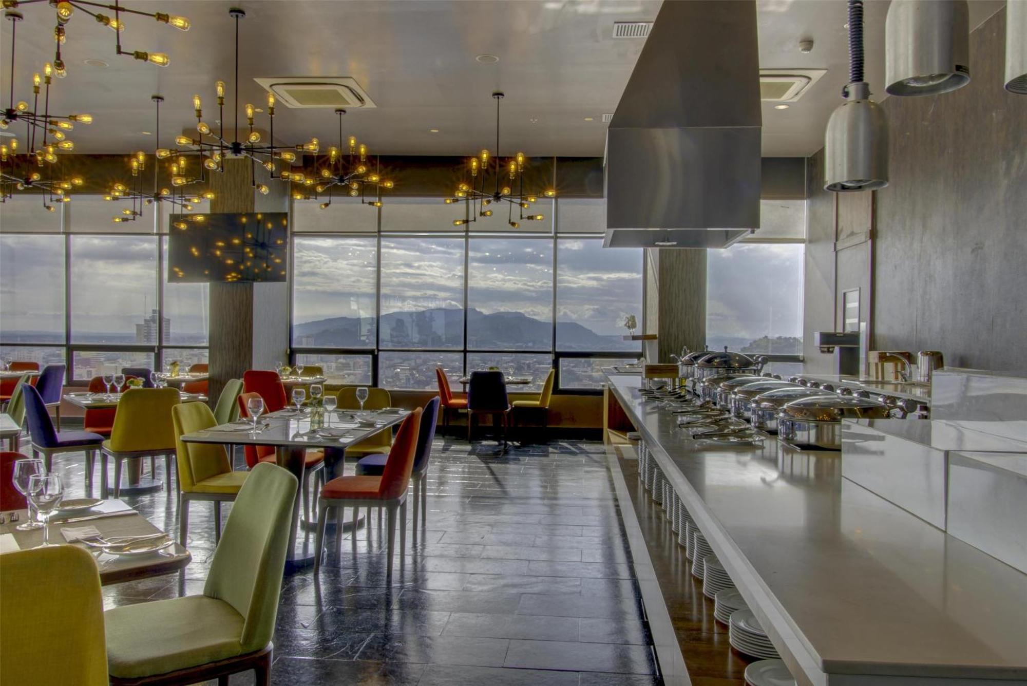 Hotel Doubletree By Hilton Guayaquil Zewnętrze zdjęcie