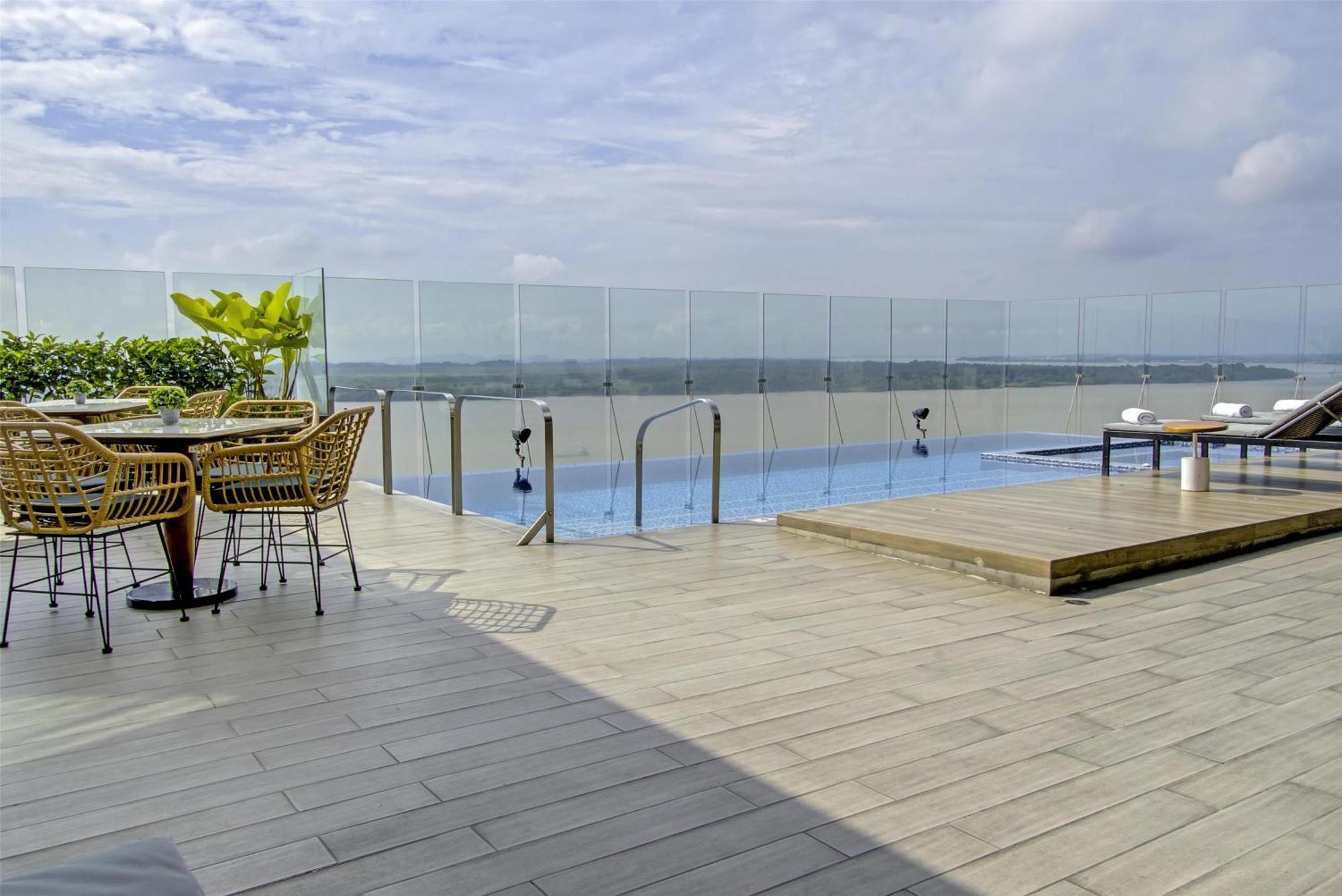 Hotel Doubletree By Hilton Guayaquil Zewnętrze zdjęcie